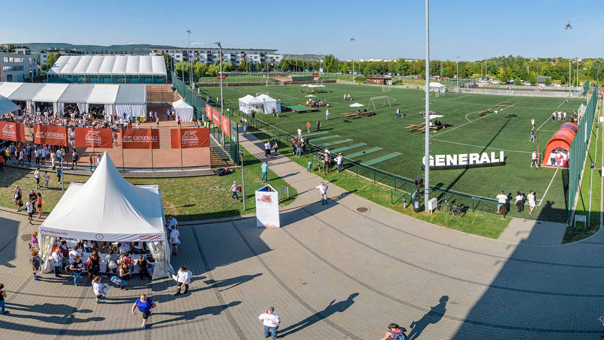 2 évente szervezzük meg a Generali ezer dolgozója számára a sporteseményt. A rendezvény szervezéséhez szorosan kapcsolódik az elő és utókommunikáció, melyeket igazítani kell az biztosító belső kommunikációs kampányához. Az eseményhez minden évben weblapot fejlesztünk és üzemeltetünk. A kommunikáció teljes mértékben online zajlik a résztvevőkkel.